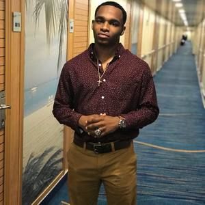 Meet your Posher, Kari